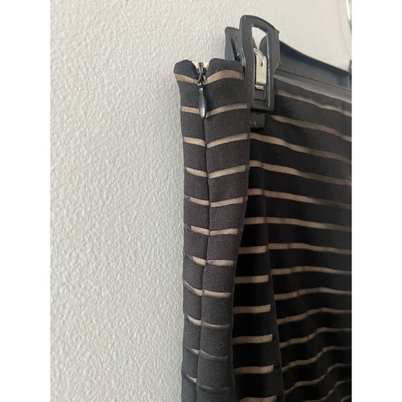 Forever 21 Skirt Women's Medium Black Cream Striped Mini Fitted Bodycon Twee - Picture 4 of 8